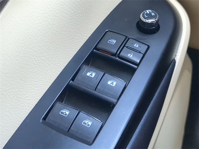 Used 2014 Toyota Highlander XLE image 24