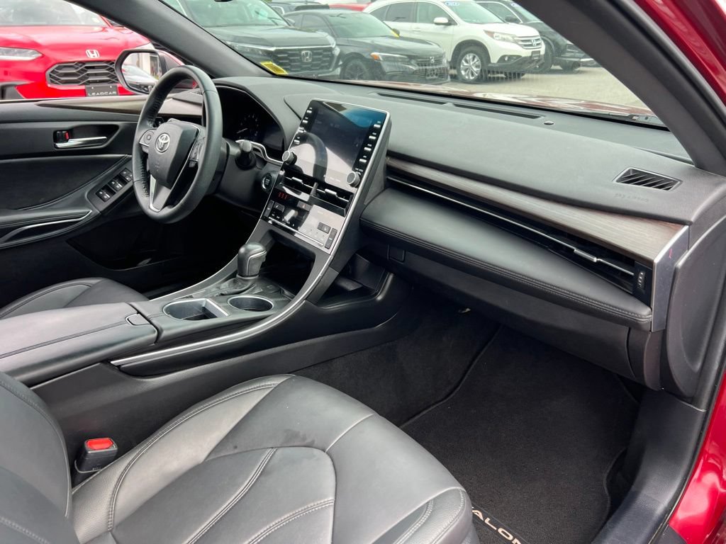 Used 2022 Toyota Avalon XLE w/ Moonroof Package FWD image 27