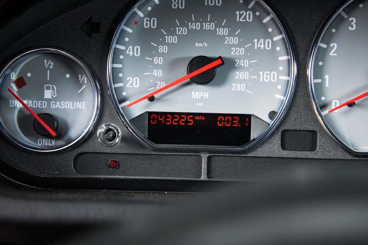 Used 2002 BMW M Roadster RWD image 31