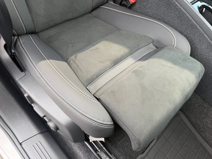 Used 2023 Volvo C40 P8 Recharge Plus w/ Protection Package Premier AWD/4WD image 32