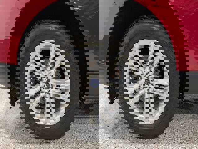 Used 2020 Ford Edge SEL w/ Convenience Package image 11