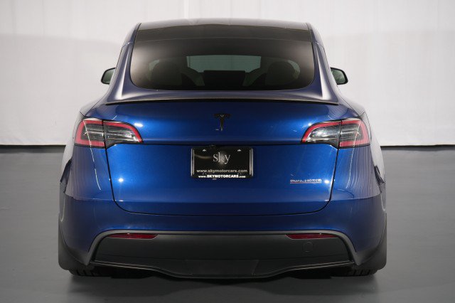 Used 2025 Tesla Model Y Performance AWD/4WD image 12