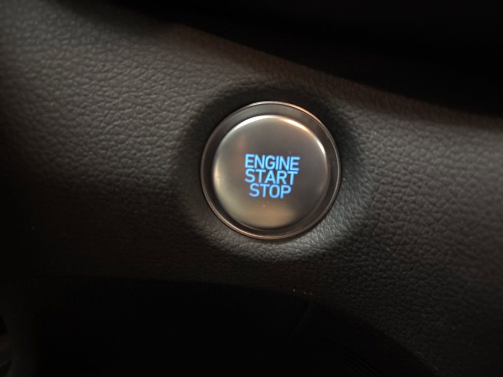 Used 2022 Hyundai Santa Fe SEL w/ Convenience Package image 20