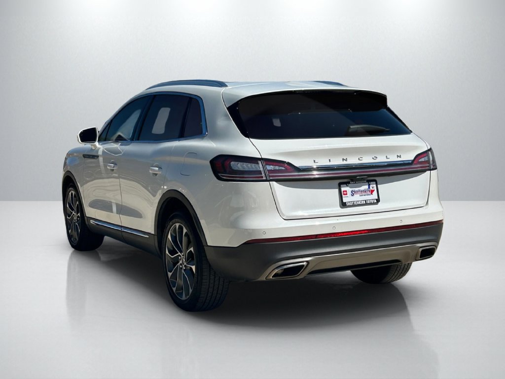 Used 2023 Lincoln Nautilus Reserve w/ Luxury Package AWD/4WD image 7
