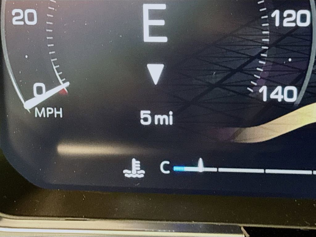 Certified 2026 GMC Sierra 1500 Elevation w/ Elevation Premium Package image 14