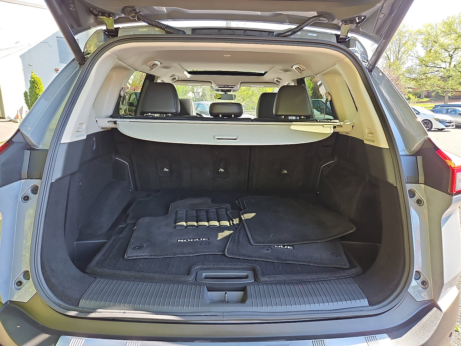 Certified 2023 Nissan Rogue SL w/ SL Premium Package AWD/4WD image 29