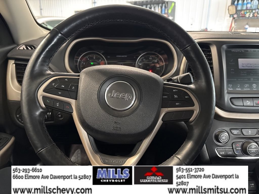 Used 2018 Jeep Cherokee Limited AWD/4WD image 25