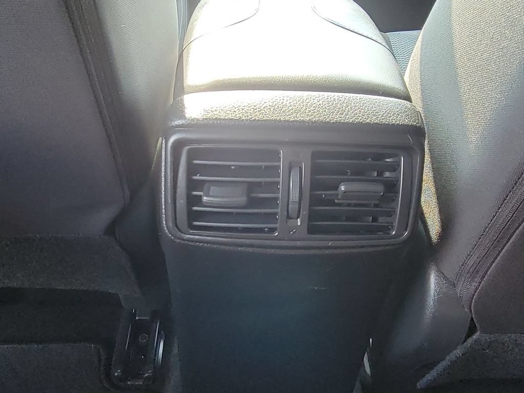 Used 2022 Nissan Rogue Sport SV FWD image 20