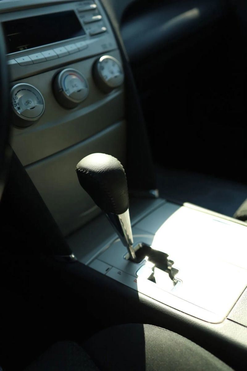 Used 2011 Toyota Camry SE image 23