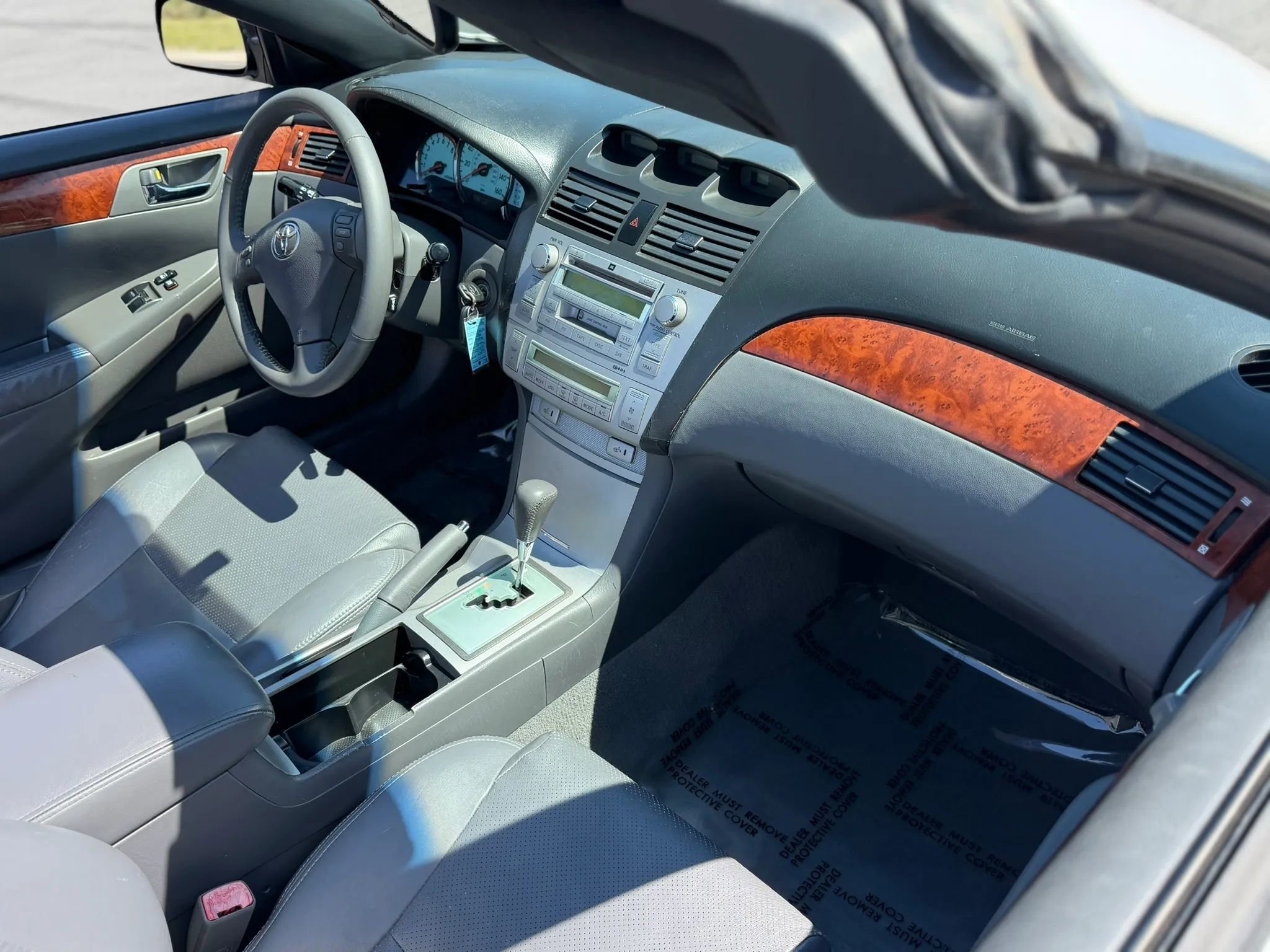 Used 2006 Toyota Solara SE FWD image 25