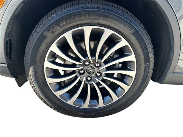 Certified 2023 Lincoln Aviator Reserve w/ Equipment Group 201A image 9