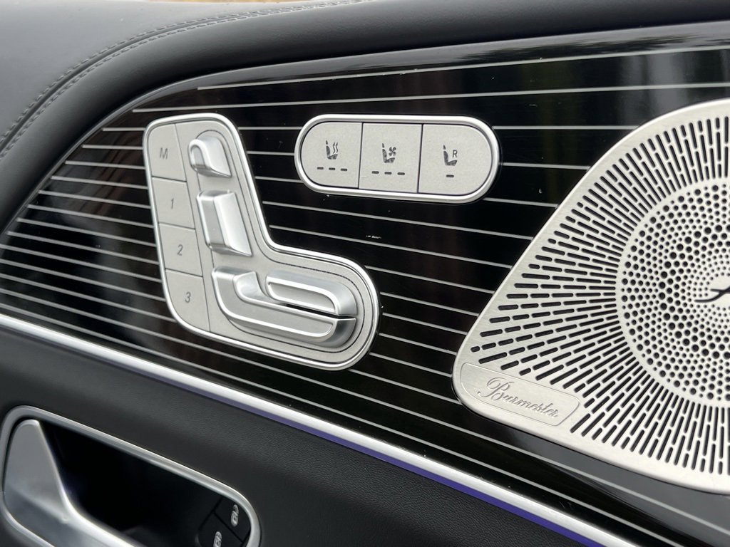 Used 2024 Mercedes-Benz GLS 63 AMG 4MATIC image 34