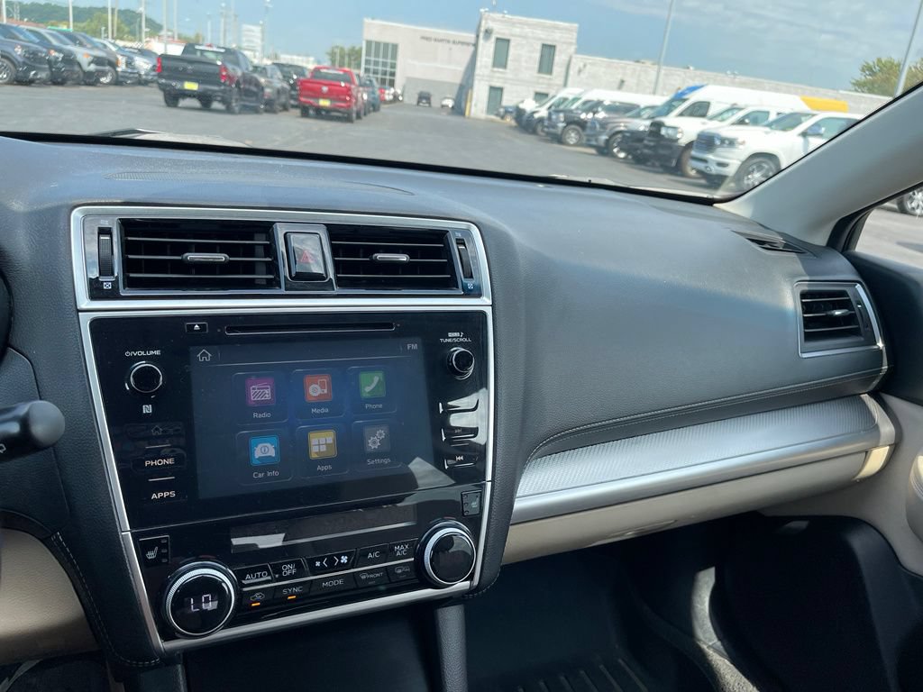 Used 2018 Subaru Outback 2.5i Premium AWD/4WD image 18