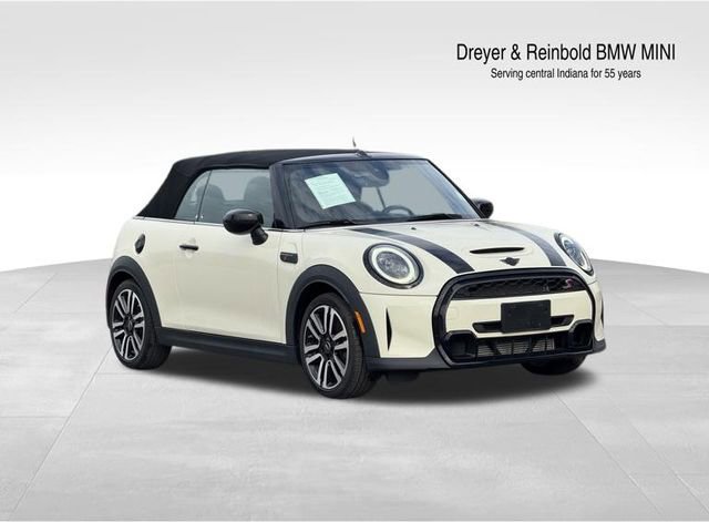 Used 2023 MINI Cooper S FWD image 1