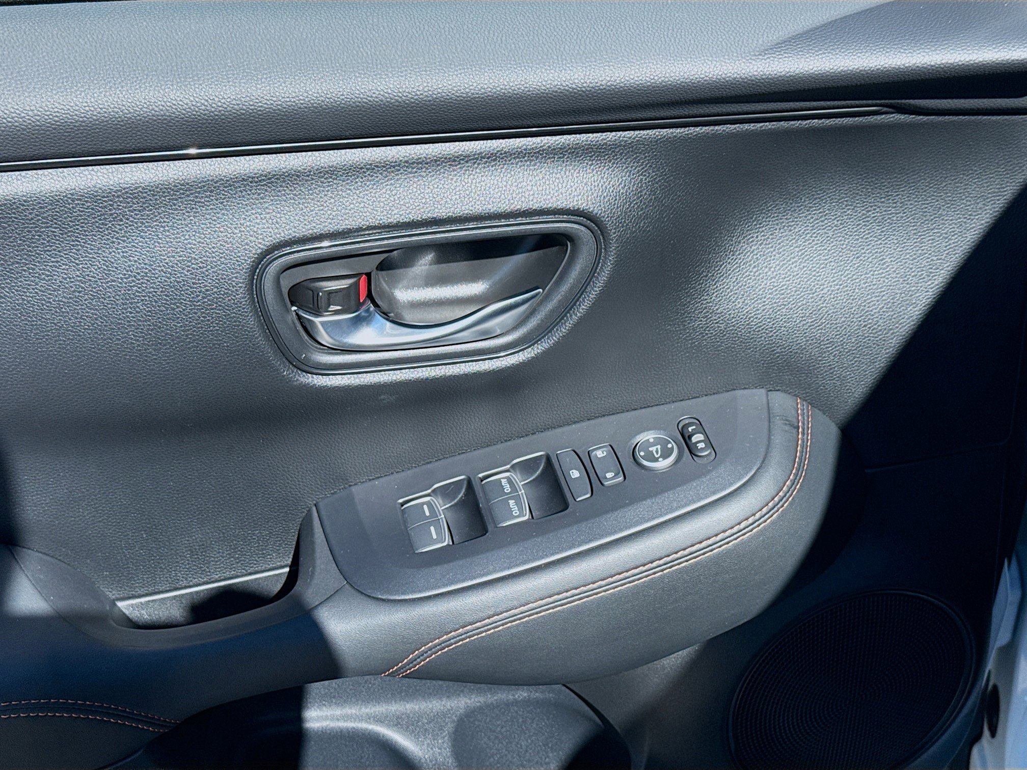 Certified 2024 Honda HR-V Sport image 16