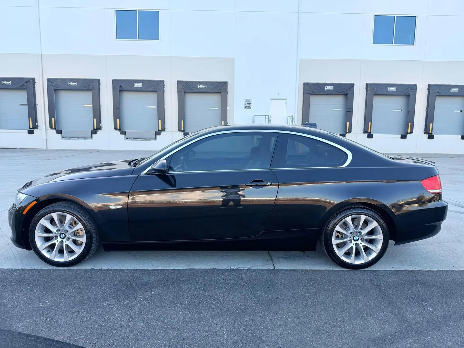 Used 2008 BMW 335xi Coupe AWD/4WD image 2