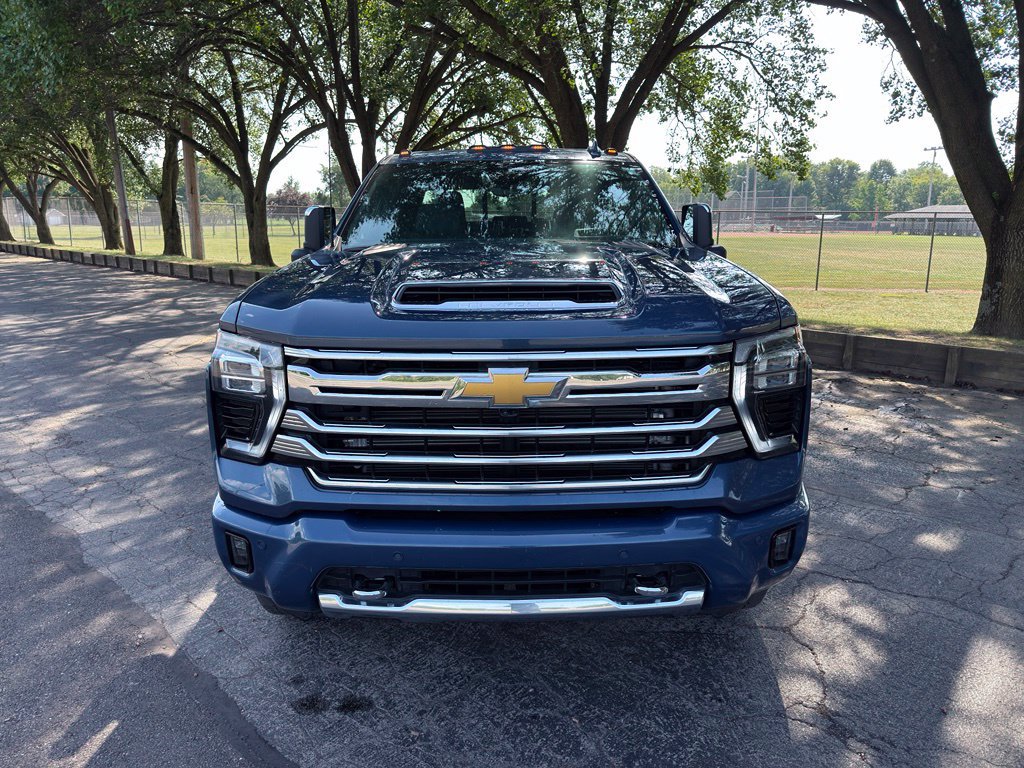 Used 2026 Chevrolet Silverado 2500 High Country w/ Technology Package AWD/4WD image 24