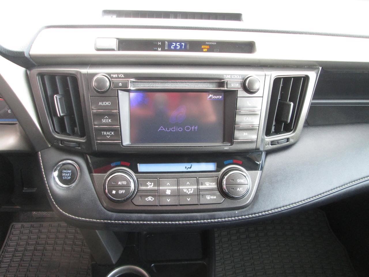 Used 2013 Toyota RAV4 Limited image 17