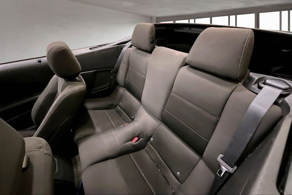 Used 2013 Ford Mustang GT RWD image 21