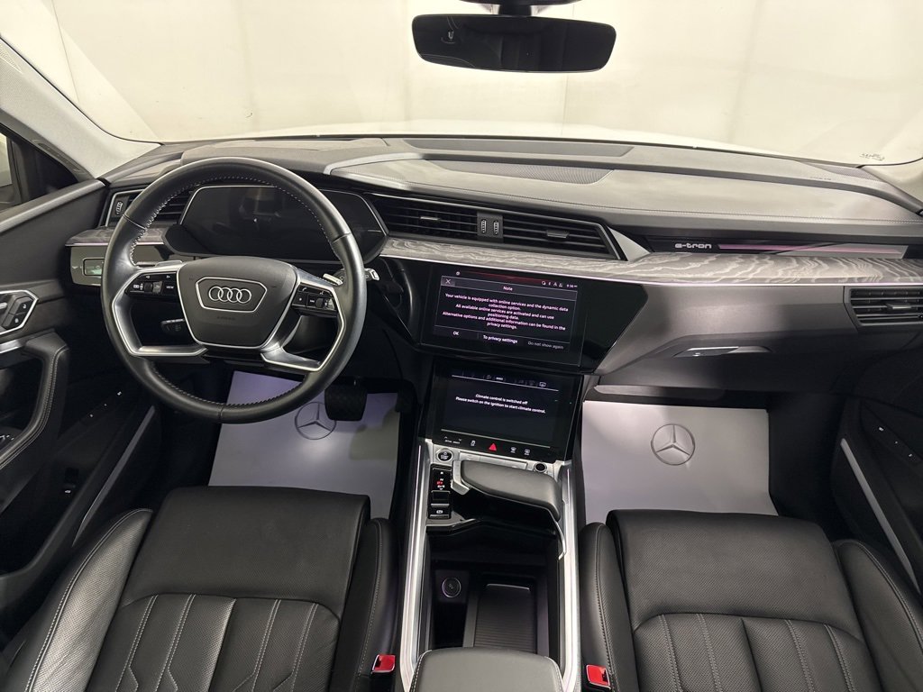 Used 2021 Audi e-tron Prestige w/ Prestige Package image 15
