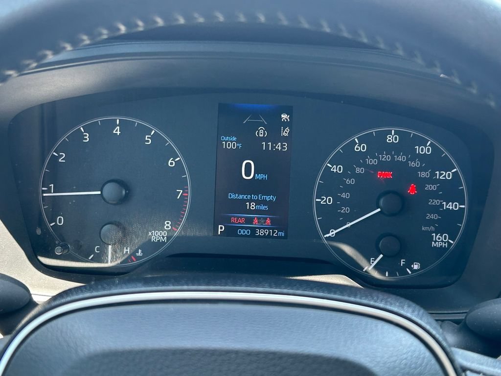 Certified 2023 Toyota Corolla Cross LE FWD image 30