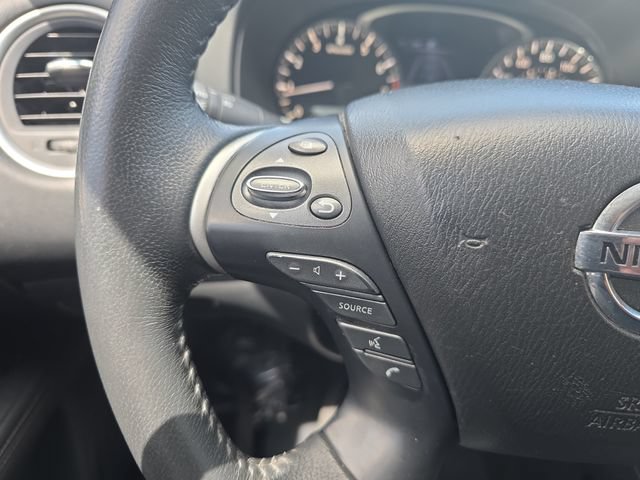 Used 2018 Nissan Pathfinder SV AWD/4WD image 20