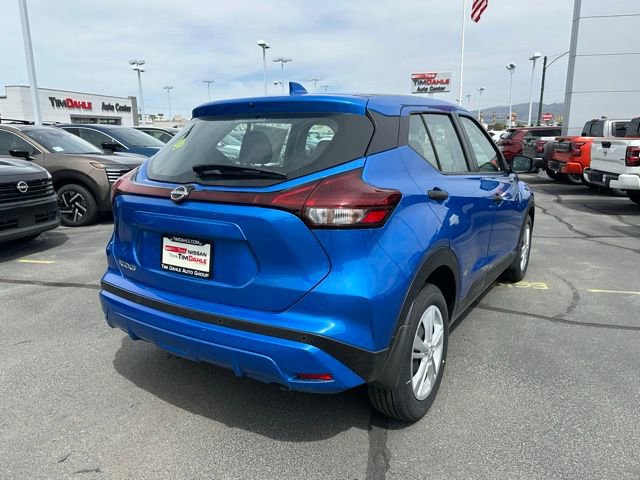Used 2025 Nissan Kicks Play S image 10