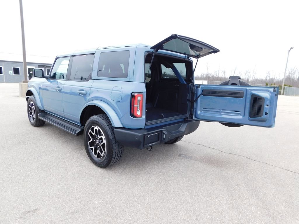 Used 2025 Ford Bronco Outer Banks image 23