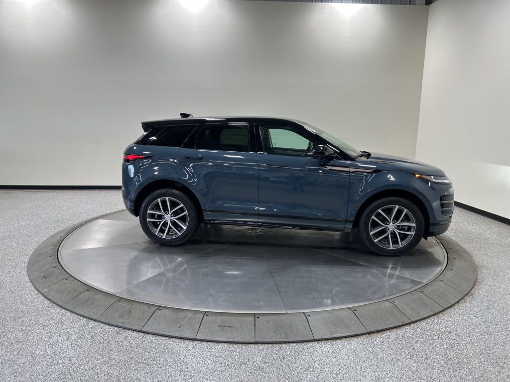 Used 2024 Land Rover Range Rover Evoque Dynamic SE AWD/4WD image 5