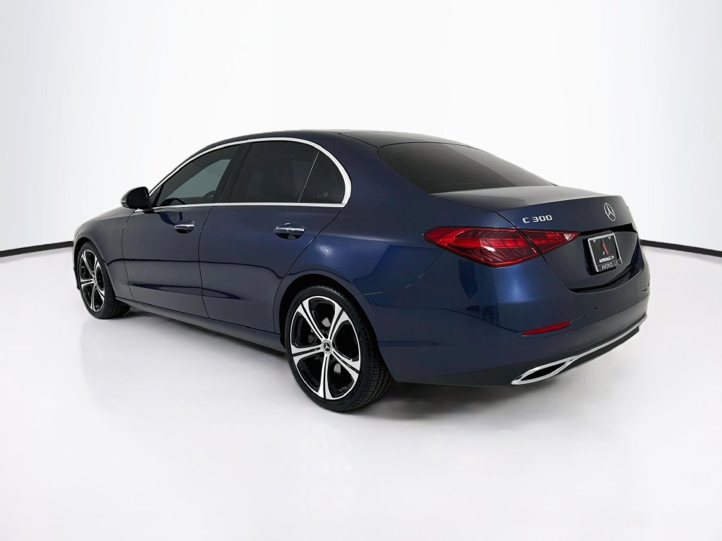 Used 2024 Mercedes-Benz C 300 4MATIC Sedan image 3