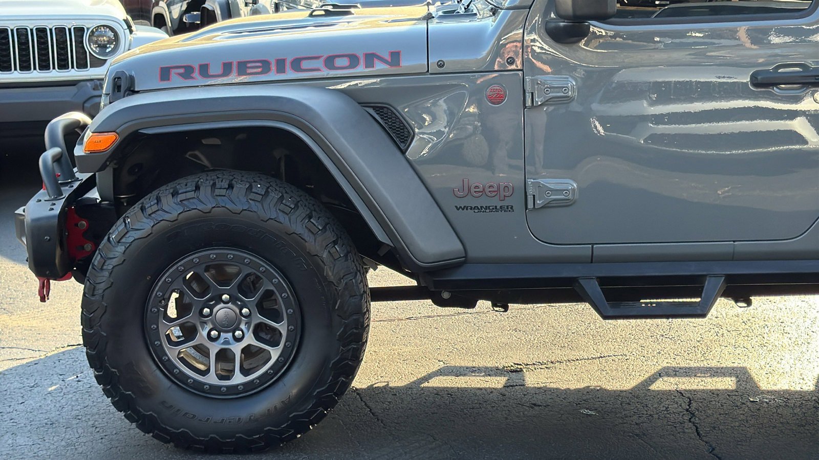 Certified 2022 Jeep Wrangler Unlimited Rubicon w/ Xtreme Recon 35" Tire Package AWD/4WD image 3
