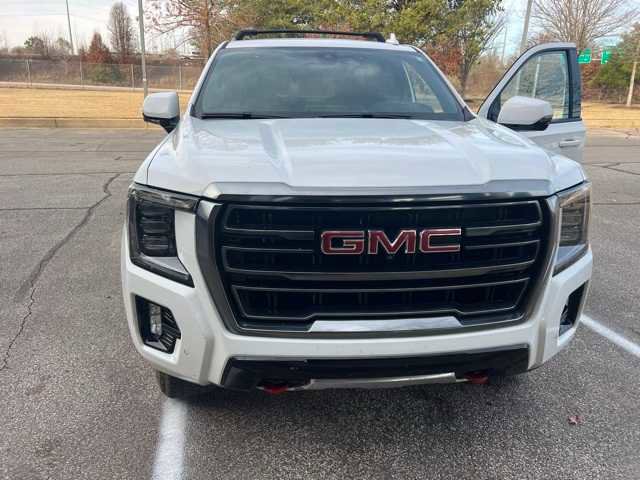 Used 2021 GMC Yukon AT4 w/ AT4 Premium Package image 19