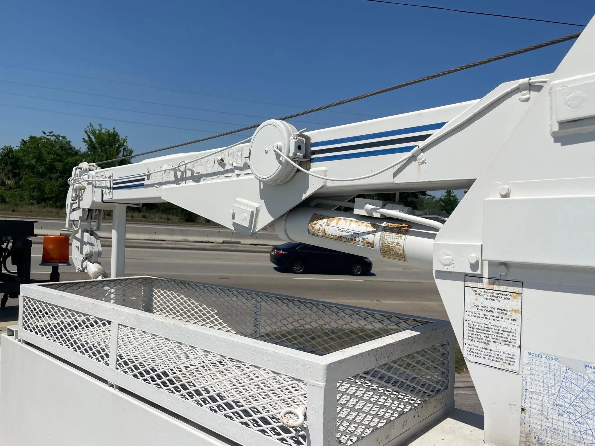 Used 2001 Ford F550 4x4 Regular Cab Super Duty image 42