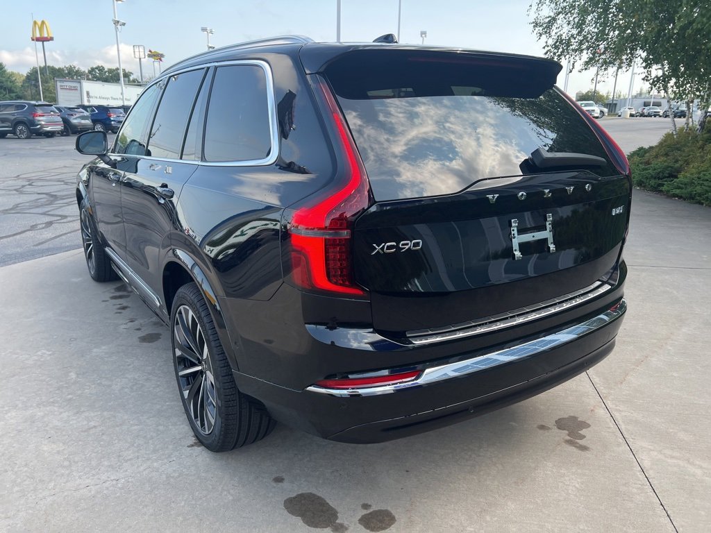 New 2026 Volvo XC90 B6 Plus w/ Protection Package Premier image 3