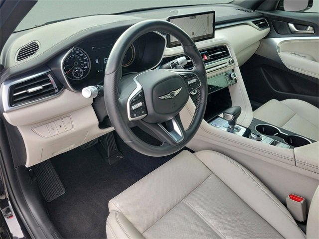 Used 2024 Genesis G70 2.5T image 14