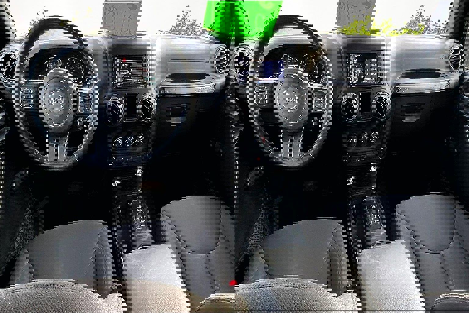 Used 2018 Jeep Wrangler Unlimited Sport w/ Connectivity Group image 16