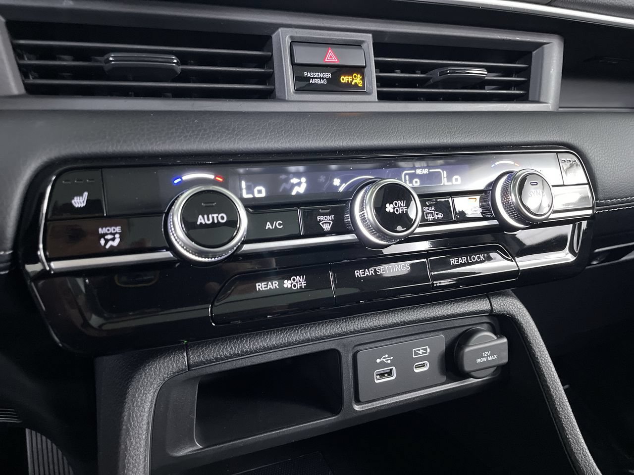 Used 2025 Honda Pilot Touring image 19