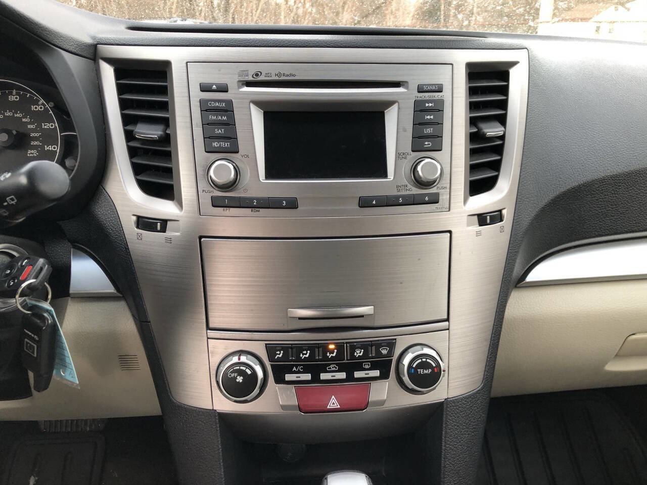 Used 2014 Subaru Outback 2.5i Premium w/ Moonroof Package image 13