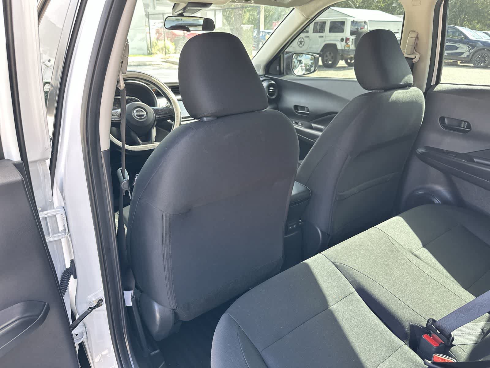Used 2023 Nissan Kicks S FWD image 17