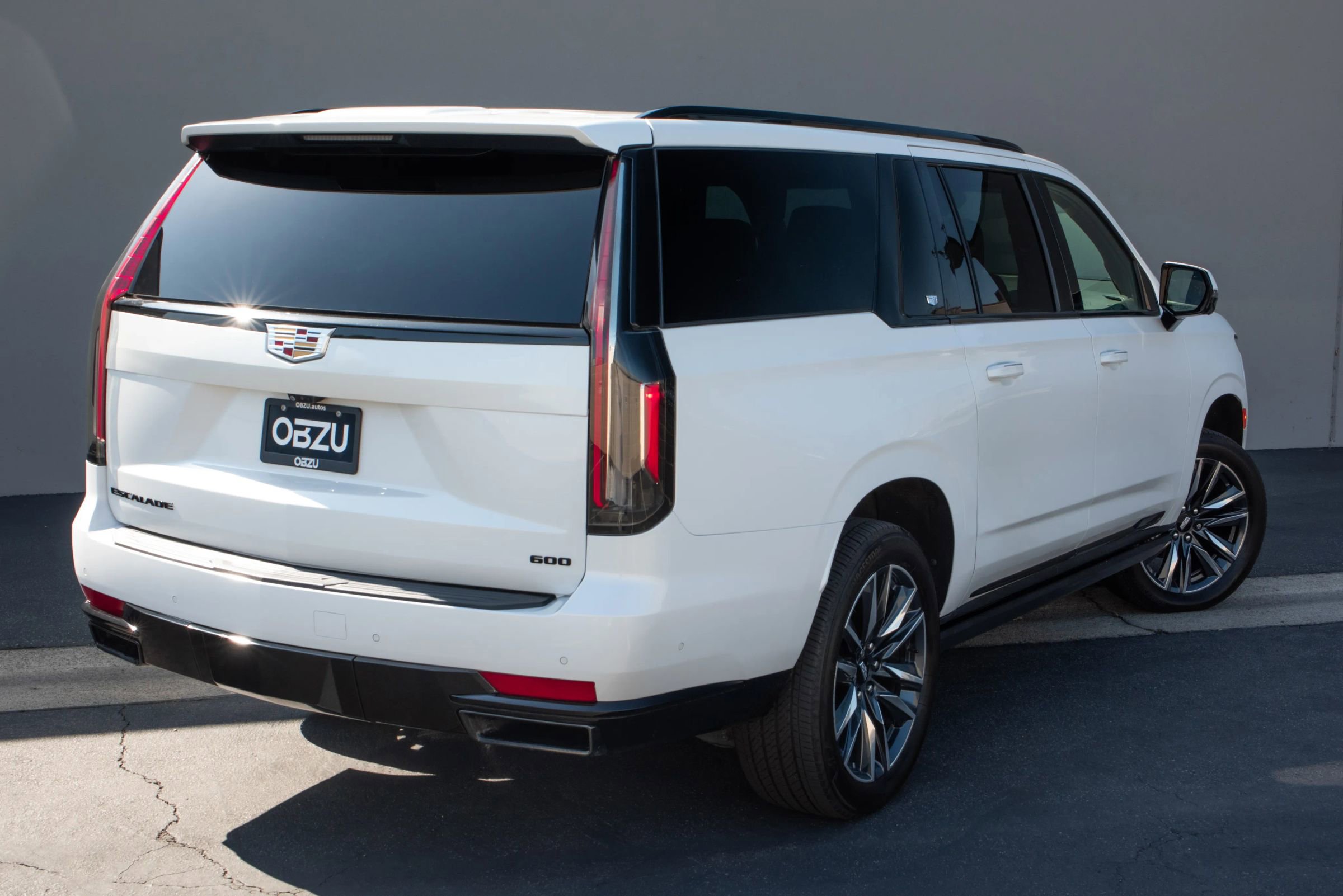 Used 2022 Cadillac Escalade ESV Sport Platinum image 25
