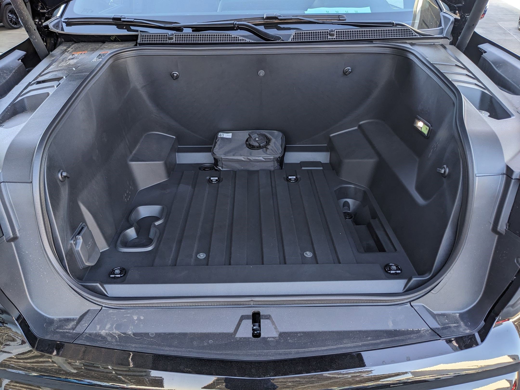 New 2025 Chevrolet Silverado EV RST image 15