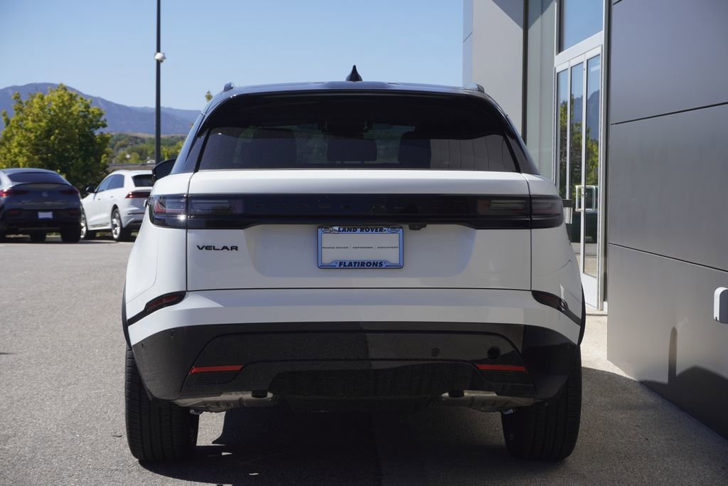 New 2026 Land Rover Range Rover Velar Dynamic SE image 6