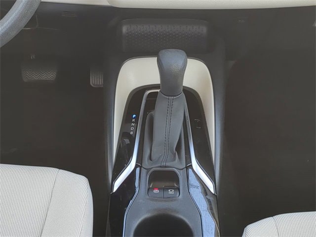 Used 2022 Toyota Corolla LE image 18