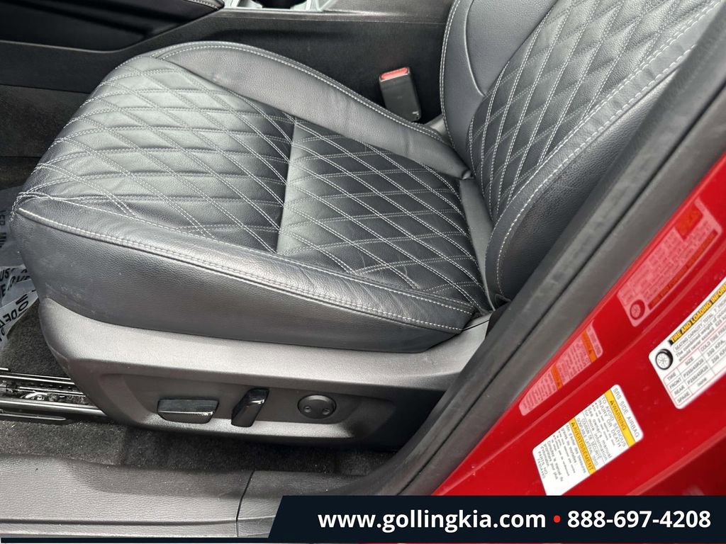 Used 2023 Mitsubishi Outlander SEL AWD/4WD image 18