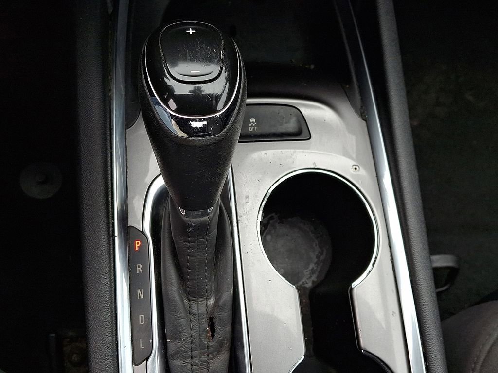 Used 2020 Chevrolet Malibu LT image 14