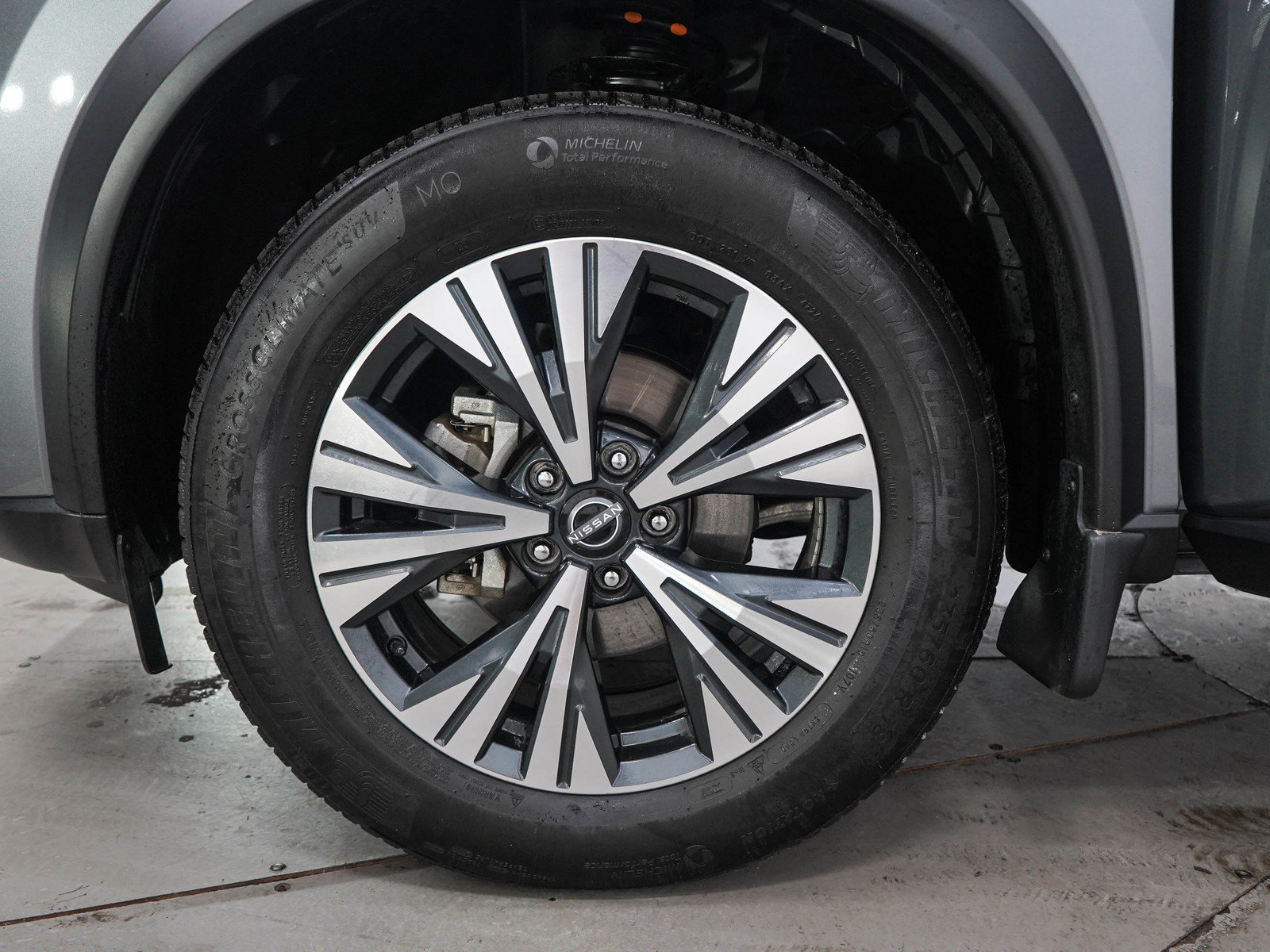 Used 2023 Nissan Rogue SV w/ SV Premium B Package AWD/4WD image 30