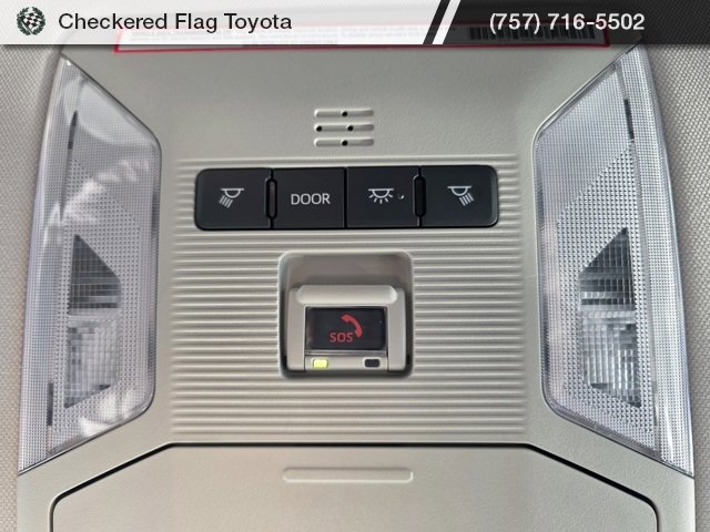 Used 2023 Toyota RAV4 LE image 10