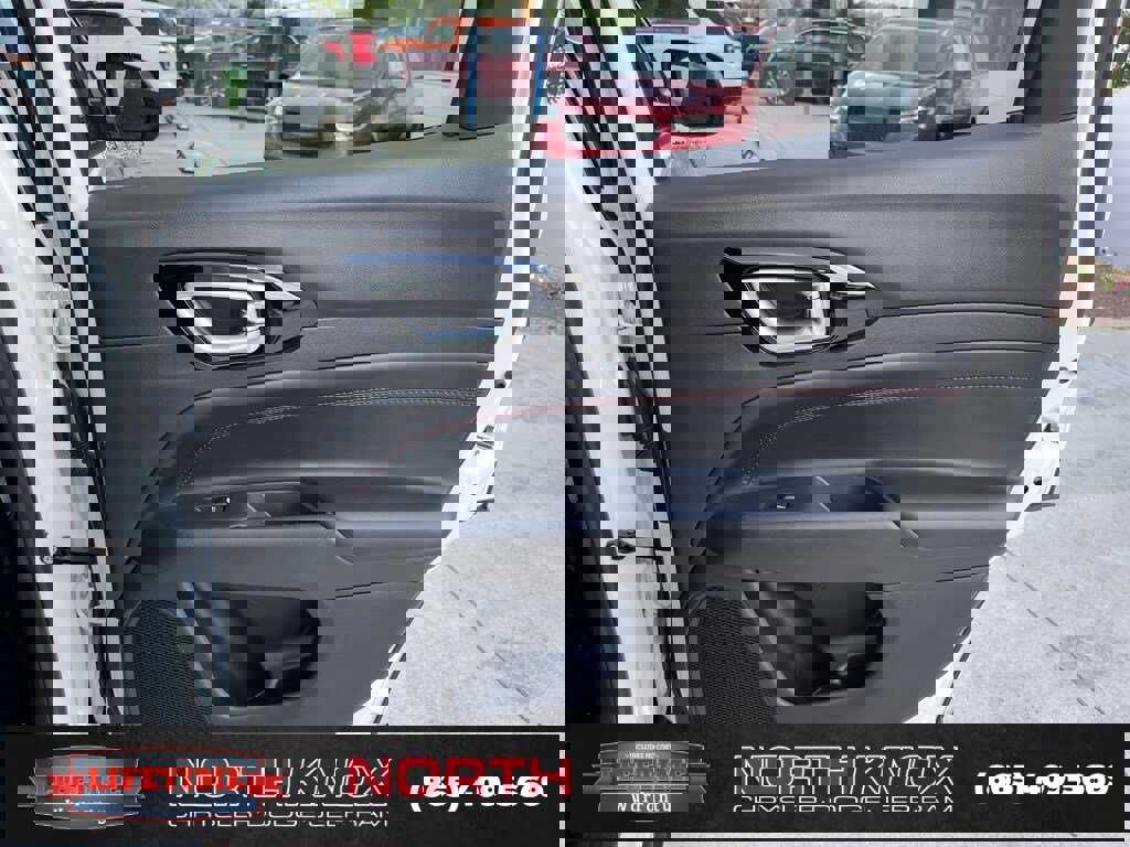 Used 2024 Jeep Compass Trailhawk image 25