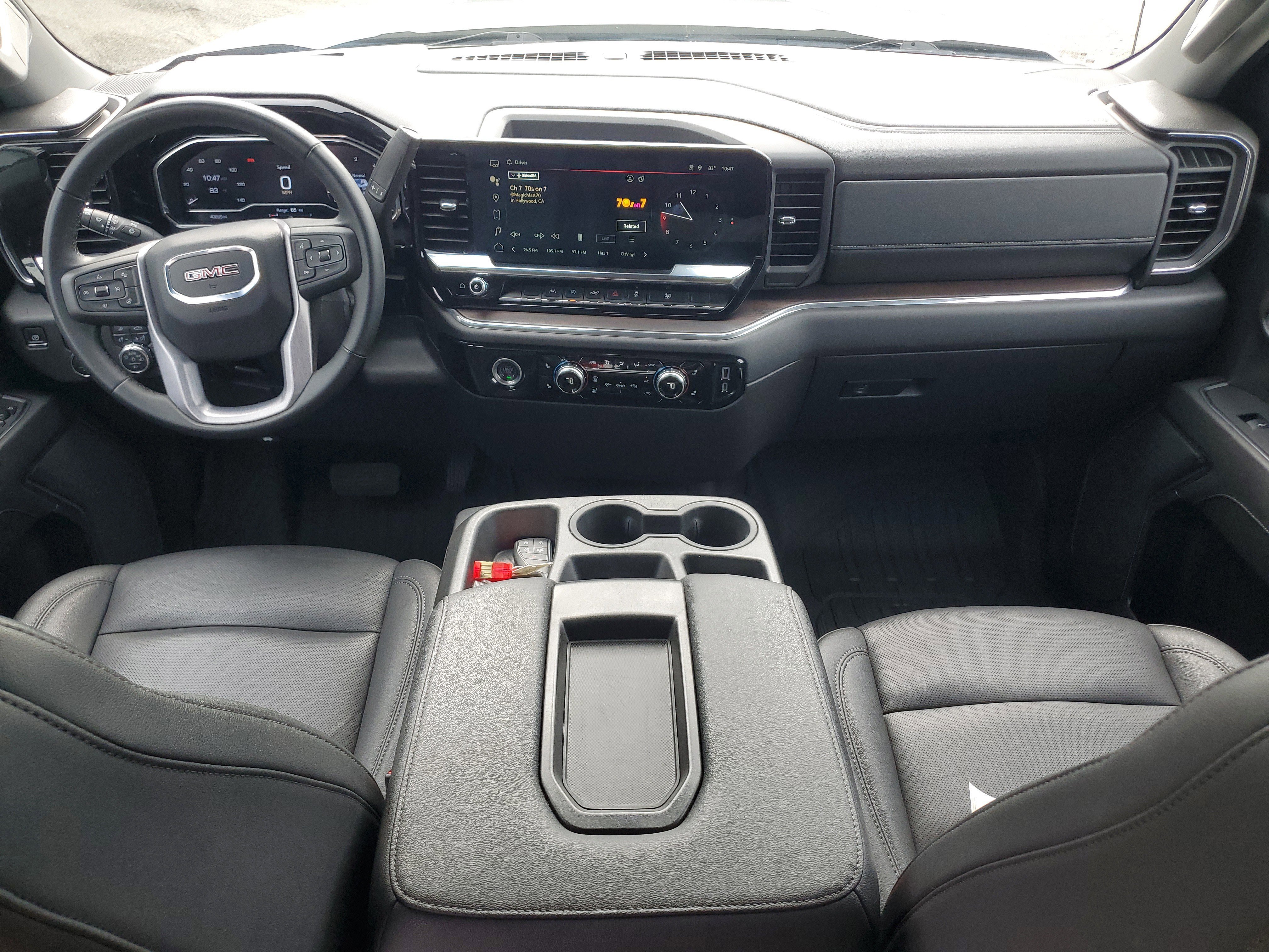 Used 2024 GMC Sierra 1500 SLT image 15