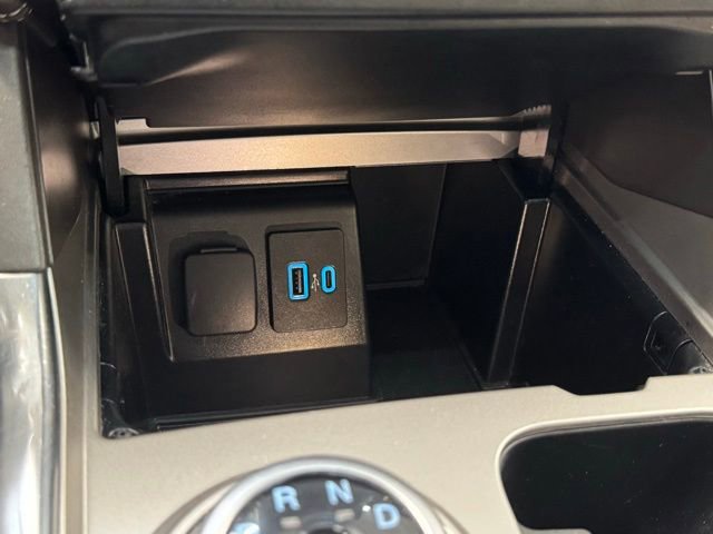 Used 2020 Ford Explorer Platinum image 25